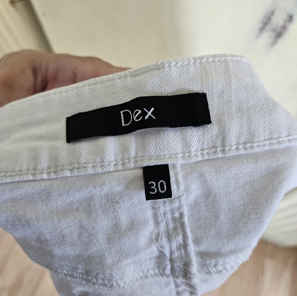 Dex white mini - Picture 3 of 3